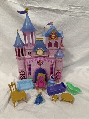 Disney Princess Magic Clip Royal Mega Castle Dollhouse 2011 w/Cinderella