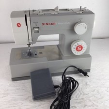 Singer Heavy Duty Model 4411 Sewing Machine W...
