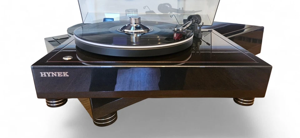 Record Player  Turntable Hynek Carbon One premium High-End turntable belt drive  - Image 4 of 4