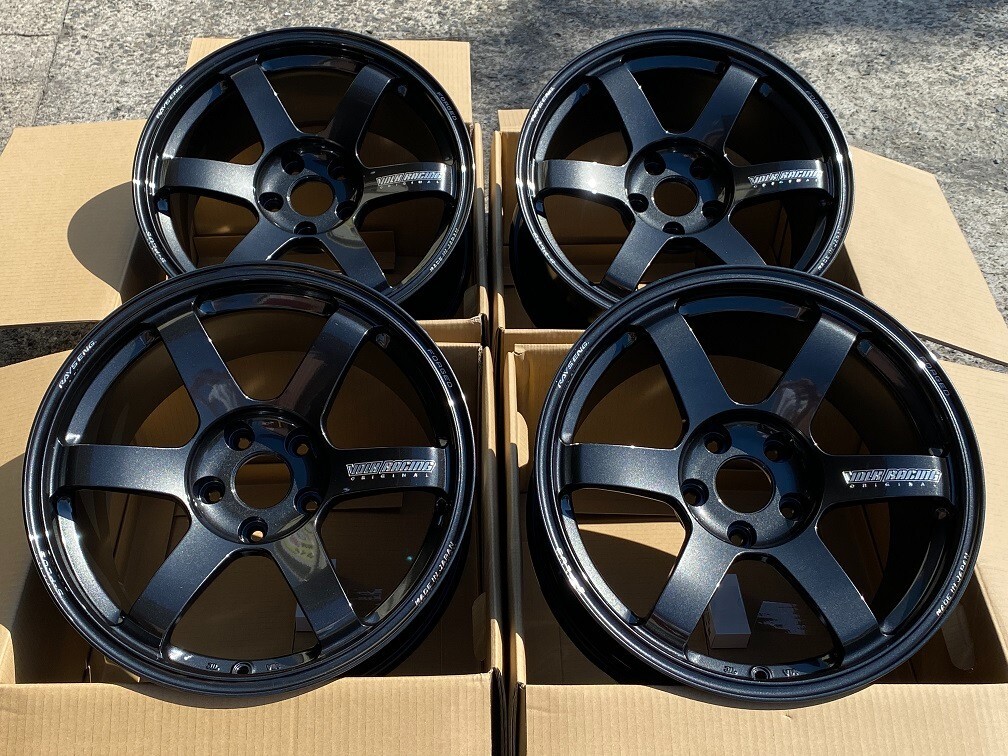 RAYS VOLK RACING TE37 SAGA S plus 17 RAYS VOLK RACING TE37 SAGA S plus 17