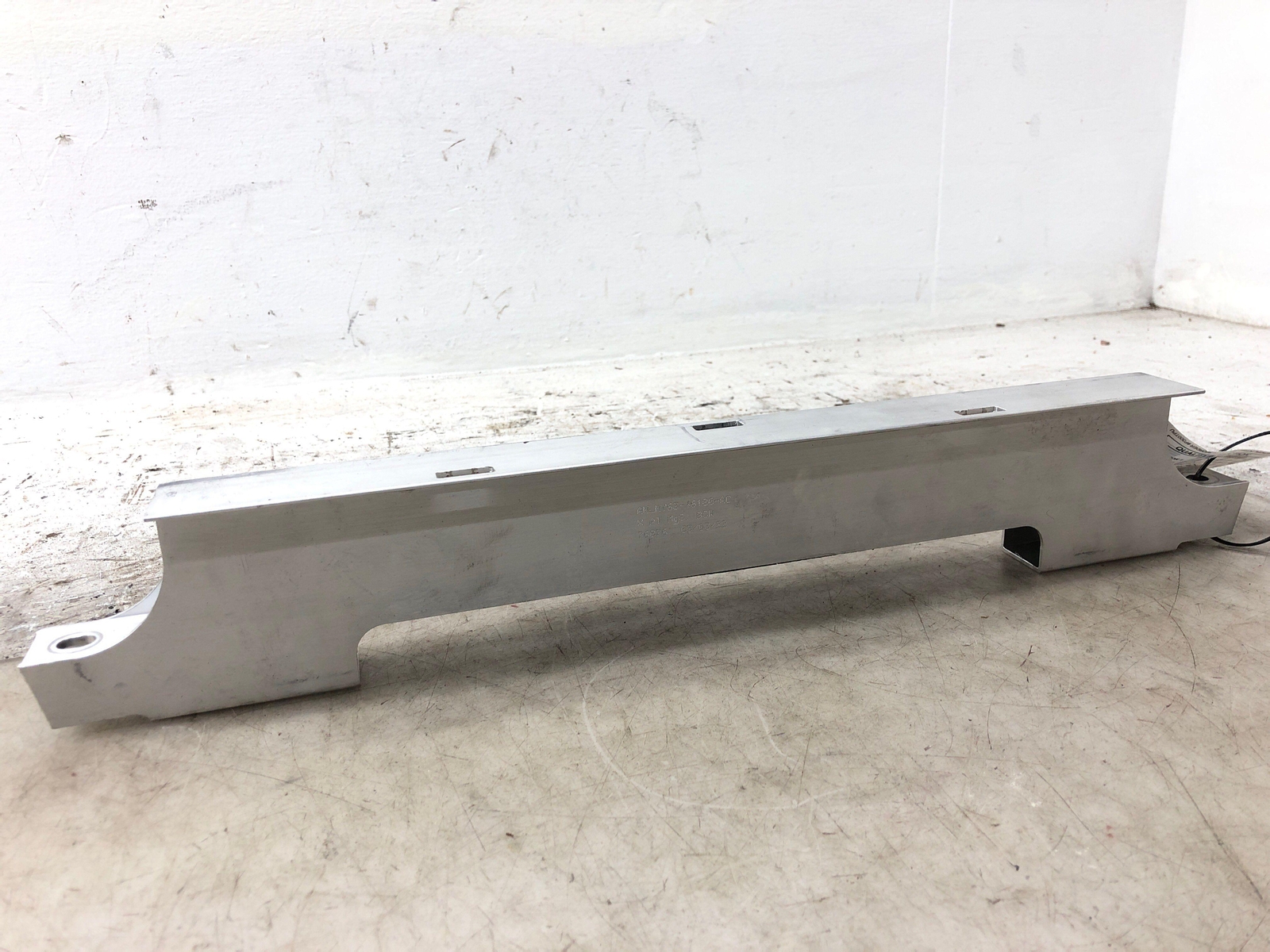 2020-2023 ASTON MARTIN VANTAGE ROADSTER REAR STORAGE SUPPORT BRACKET MY63-46180
