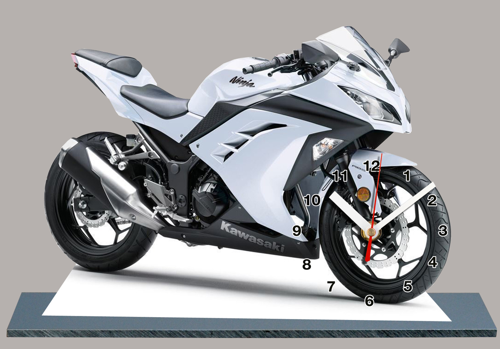 Horloge moto miniature Kawasaki Ninja 300 en métal noir pour bureau de motard