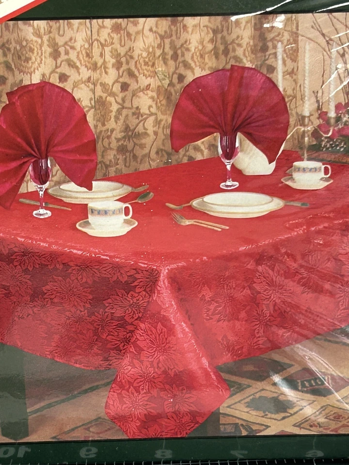 New Sultan's Linens RED Poinsetta Holiday Tablecloth 60" By 104" - Image 3 of 4