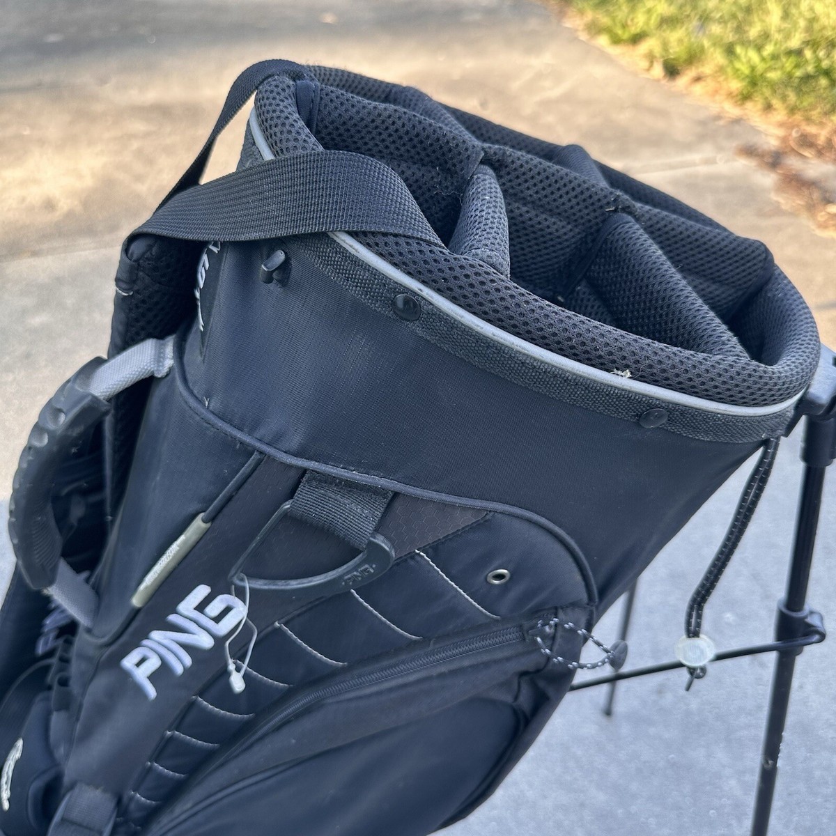 Ping Craz-E-Lite Golf Stand Bag 6 Way Divider w/ Dual Strap Ping Craz-E-Lite Golf Stand Bag 6 Way Divider w/ Dual Strap