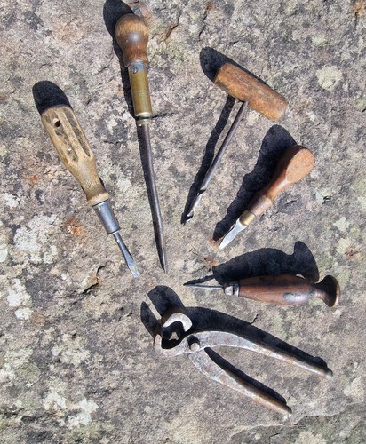 Vintage Old Hand Tools x6 Gimlet Awls Pincers Screwdriver Knife Woodworking (photo 2)