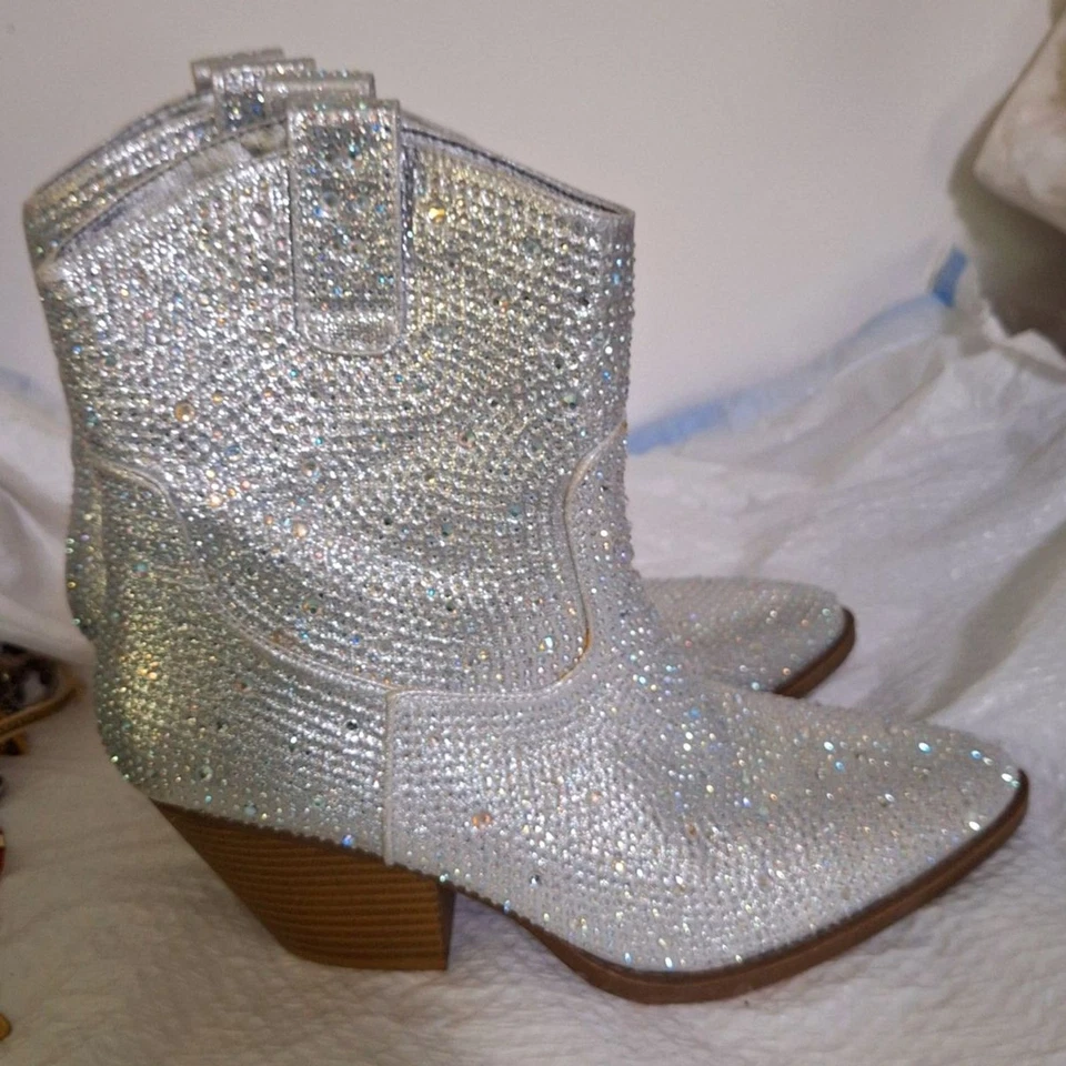 Botas vaqueras Forever para mujer botín al tobillo con tachuelas de cristal tacones occidentales talla 10 Foto 4 de 4