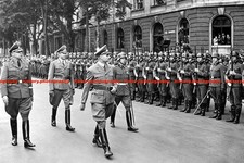 F027694 Rudolf Hess inspiziert Waffen SS Ehrenkompanie München Haus der Deutschen Kunst