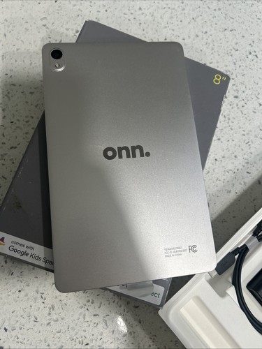 Onn. 8" Surf Tablet, 32GB, (2024 Model) - Silver - powered by Android, PERFECT - Picture 7 of 7