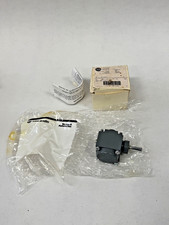 New Allen Bradley 40146-127-51 NSNP Gravity R...