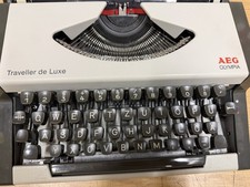 Triumph Traveller de Luxe Vintage Schreibmaschine * Reiseschreibmaschine 70s