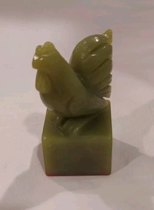 Sello y tinta china vintage de piedra de jabón con cera roja en plato de dragón "Renee" en caja Foto 4 de 4