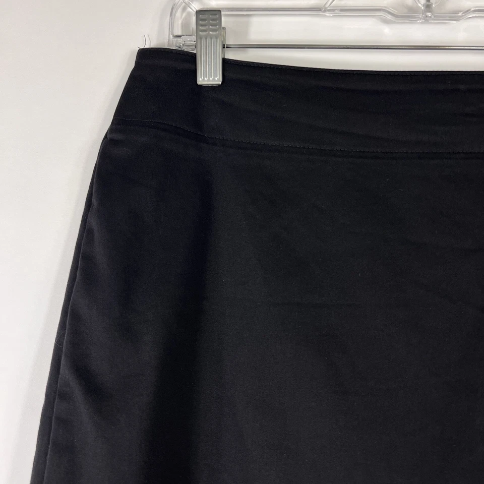 Skort Dockers Feminino Tamanho 10 Acima do Joelho Linha A Preto Chino Envoltório Defensor de Manchas - Imagem 2 de 4