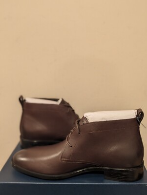 Cole Haan Men display picture 2