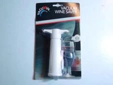 BRAND NEW! VACUVIN VACUUM WINE SAVER / WINE SEALER INCLUDES ONE STOPPER