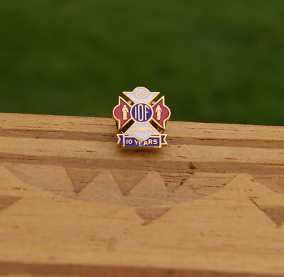 IOF 10 Years Independent Order of Foresters 5/8'' Enamel Pin Screw Post Pinback
