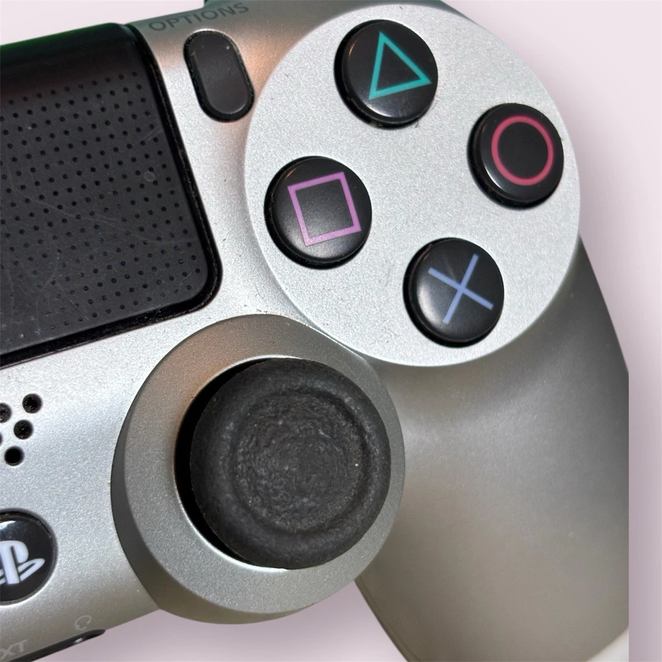 Sony PlayStation 4 DualShock Controller Silver CUH-ZCT2U FOR PARTS BUTTONS STICK - Image 3 of 4