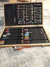 Deluxe Wooden Art Bin