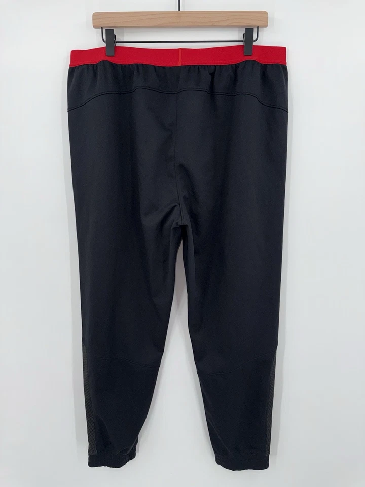 NUEVO Pantalones Under Armour University of Utah Utes emitidos por jugadores negros para mujer XL Foto 2 de 4