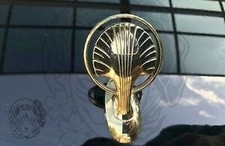 Capot Infiniti Q45