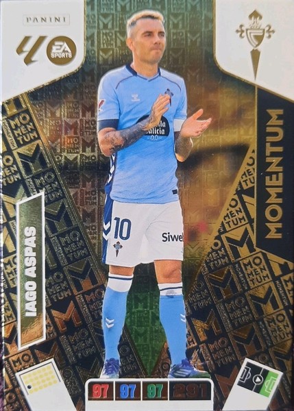 MOMENTUM IAGO ASPAS. Adrenalyn 2025_2026.Totalmente Nuevo