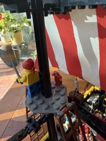 LEGO Pirates: Black Seas Barracuda (6285) See Description 100% Complete