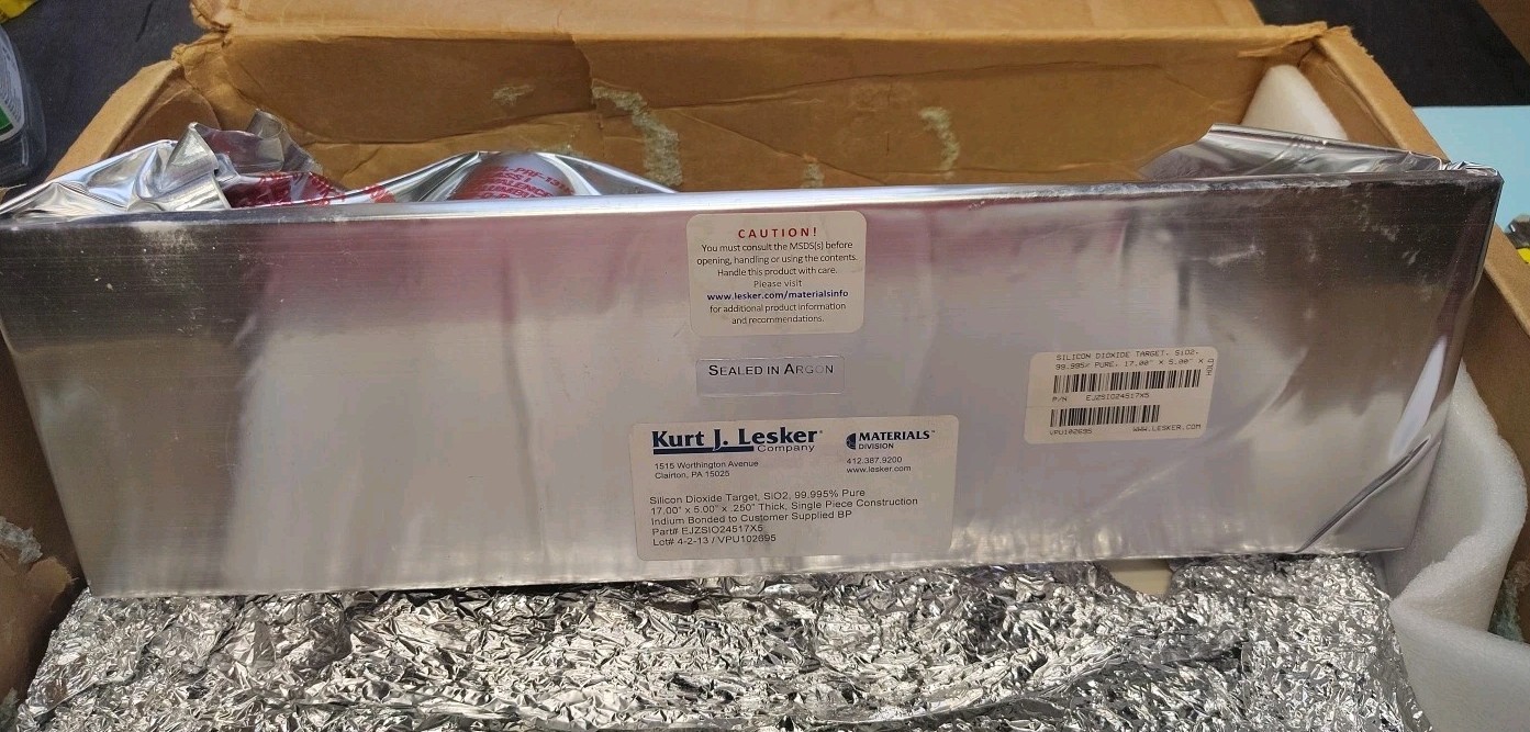 Kurt J. Lesker SILICON DIOXIDE (SiO2} Sputter Target 17" X 5.00 .250 Thick N.O.S