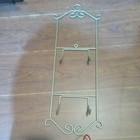 Metal Wall plate Hanging Gold Plate Rack Holder Nice design.