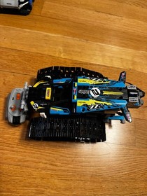 LEGO Technic Remote-Controlled Stunt Racer 42095
