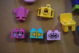 LEGO DUPLO 10830 Disney Minnie Mouse Cafe 100% Complete No manual / Box