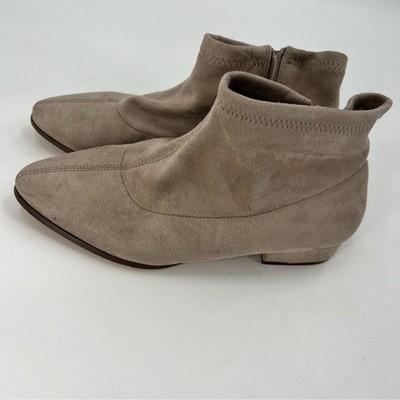 Comfortview brown suede zip up ankle booties size 8