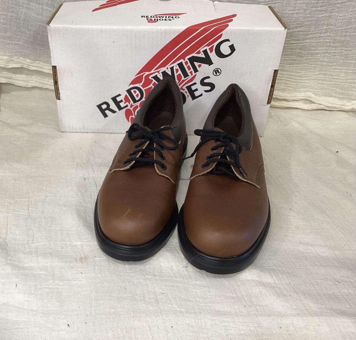 NOS RED WING # 105 MOC N OR RND TOE USA Brown Lace up Shoes NOS RED WING # 105 MOC N OR RND TOE USA Brown Lace up Shoes