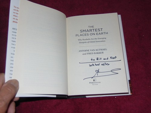 SIGNED 2016 1st/1st HB/DJ: "THE SMARTEST PLACES ON EARTH" BY ANTOINE VAN AGTMAEL - Picture 3 of 10