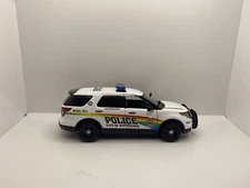 Diecast Police 1/24 - City Of Pittsburgh Pride - Explorer / VUS - Light & Sound