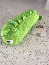 New Disney Parks Pascal Tangled Green Cameleon Tsum Tsum Pencil Pen Case 8 in