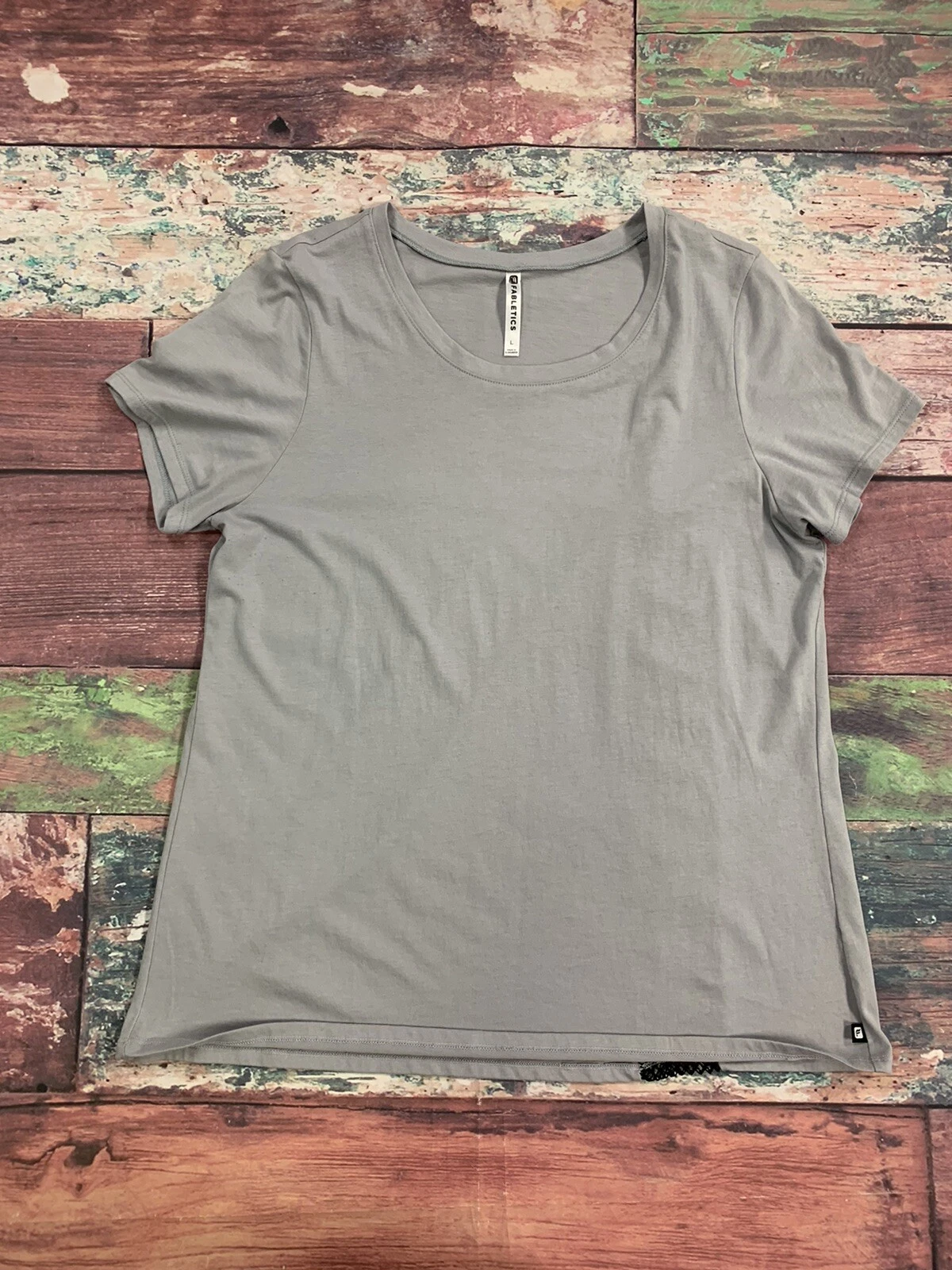 Fabletics Gray Athletic Basic Short Sleeve T-Shirt Women's Size Large*
