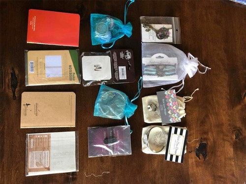 OWL CRATE~ MIXED LOT 38 ITEMS~ MAGICAL MONTHLY ~ 2016~ NEVER USED AND NEW ITEMS - Imagen 4 de 9