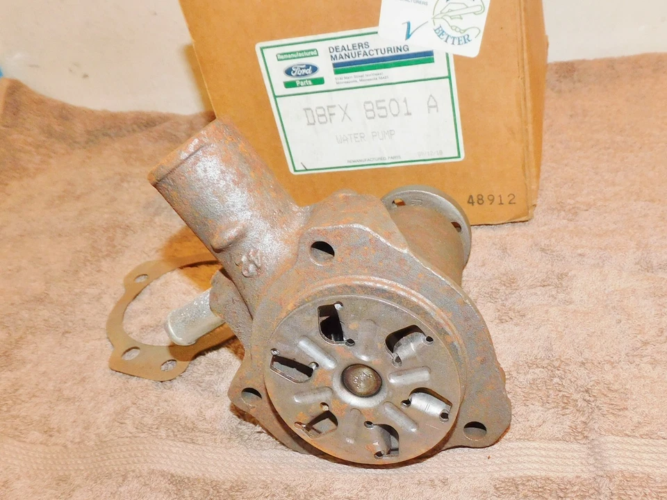 Ford Mustang Capri Pinto 1974-1982 nuevo remanufacturado 4 cilindros 2,3 litros bomba de agua Foto 4 de 4