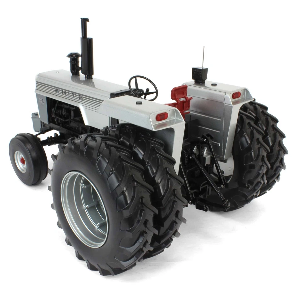 Spec Cast 1/16 White 2-150 Tractor with Rear Dual Wheels SCT964 - Image 4 of 4