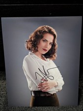 Hayley Atwell Signed Captain America 8x10 Photo