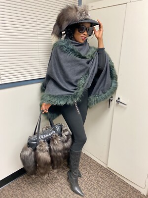 New Designer Villa De Alpacas Farm Gray Alpaca Fur Cape shawl for coat jacket OS