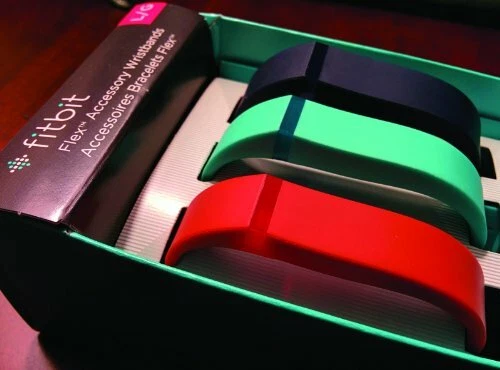 Fitbit NUEVO Paquete de 3 Bandas Flexibles: Deportivas Pequeñas 3 Colores Accesorio Bandas Deportivas S/P $30 Foto 2 de 3