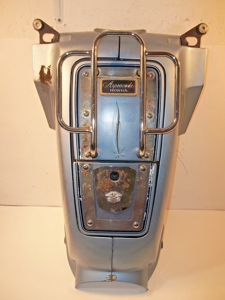 HONDA GL1200A GOLDWING TANK SHELTER COVER LID GL1200 GL 1200 83100