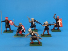 DSG ARGENTINA MEDIEVAL CRUSADERS KNIGHTS RED BLACK TUNICS TOY SOLDIERS