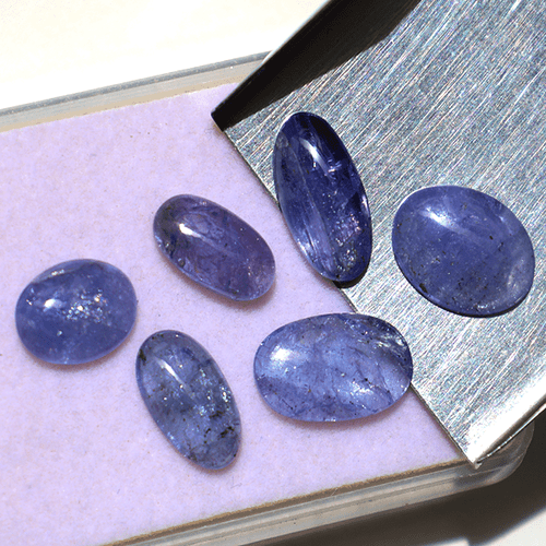 Lotto 6 pezzi pietre preziose sfuse cabochon ovale non trattata tanzanite naturale non trattata 10,7 mm-14 mm - Foto 6 di 12