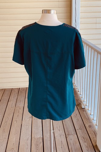 Carhartt, Healing Hands, Dickies Scrub Tops XL (3) Shirt Solid Scrubs Bundle - Picture 9 of 10