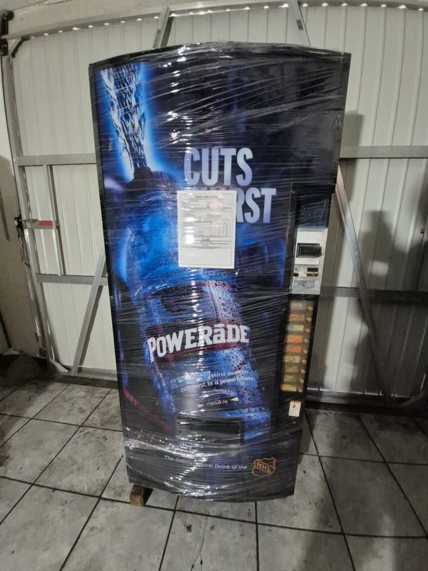 Dixie Narco 501E Powerade Soda Vending Machine 9 Selection Fully Tested Working