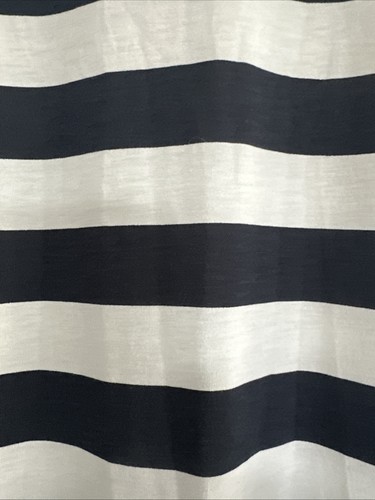 NWOT Lularoe Carly Black /Off White Short Sleeve Striped Dress Sz:S - Picture 3 of 4