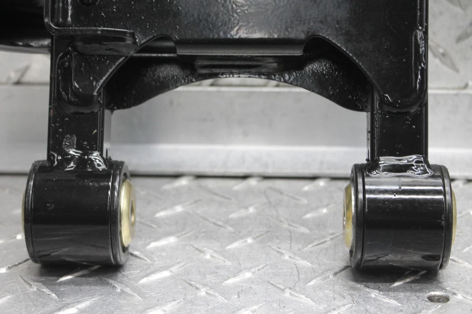 Polaris Sportsman 450 H.O. 2021 CONTROL INFERIOR TRASERO IZQUIERDO DERECHO BRAZO  Foto 2 de 4