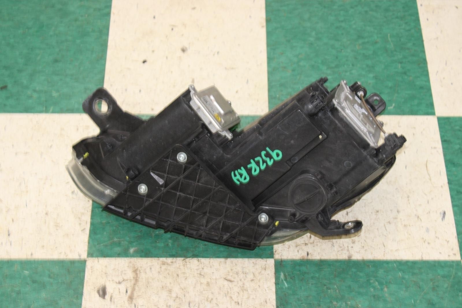 14-19 GHIBLI Right Passenger RH Side Headlamp Light Lens Unit OEM Factory OE WTY