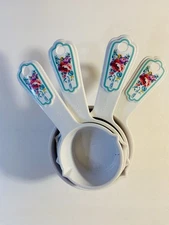 Pioneer Women Measuring Cup Set Plastic Set Of 4 Floral Pattern 